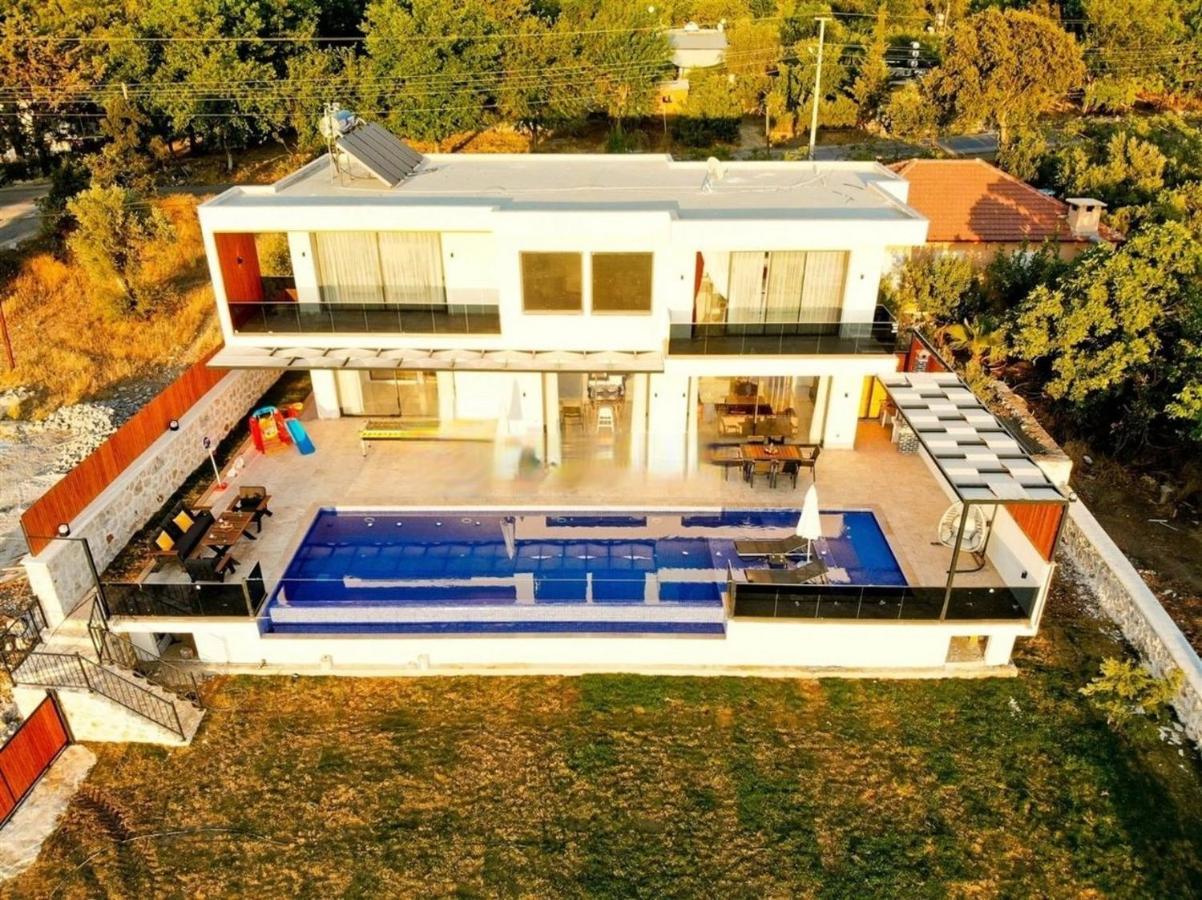 Villa Lycian-Kalkan 3 Bedroom-2 Jakuzzies-Sauna-Turkish Hamam-Huge Private Pool And Lovely Garden Kaş Exterior foto
